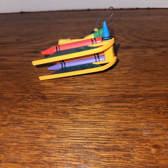 Hallmark Keepsake Ornament 1998 Crayola Bright Sledding Colors Bear Figurine - Picture 4 of 7